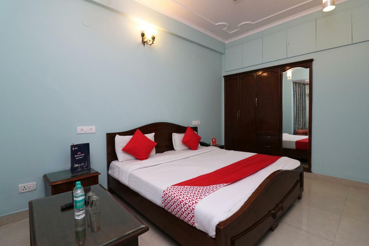 Oyo 19024 Majestic Oak Bush Hotel Mussoorie Exterior foto